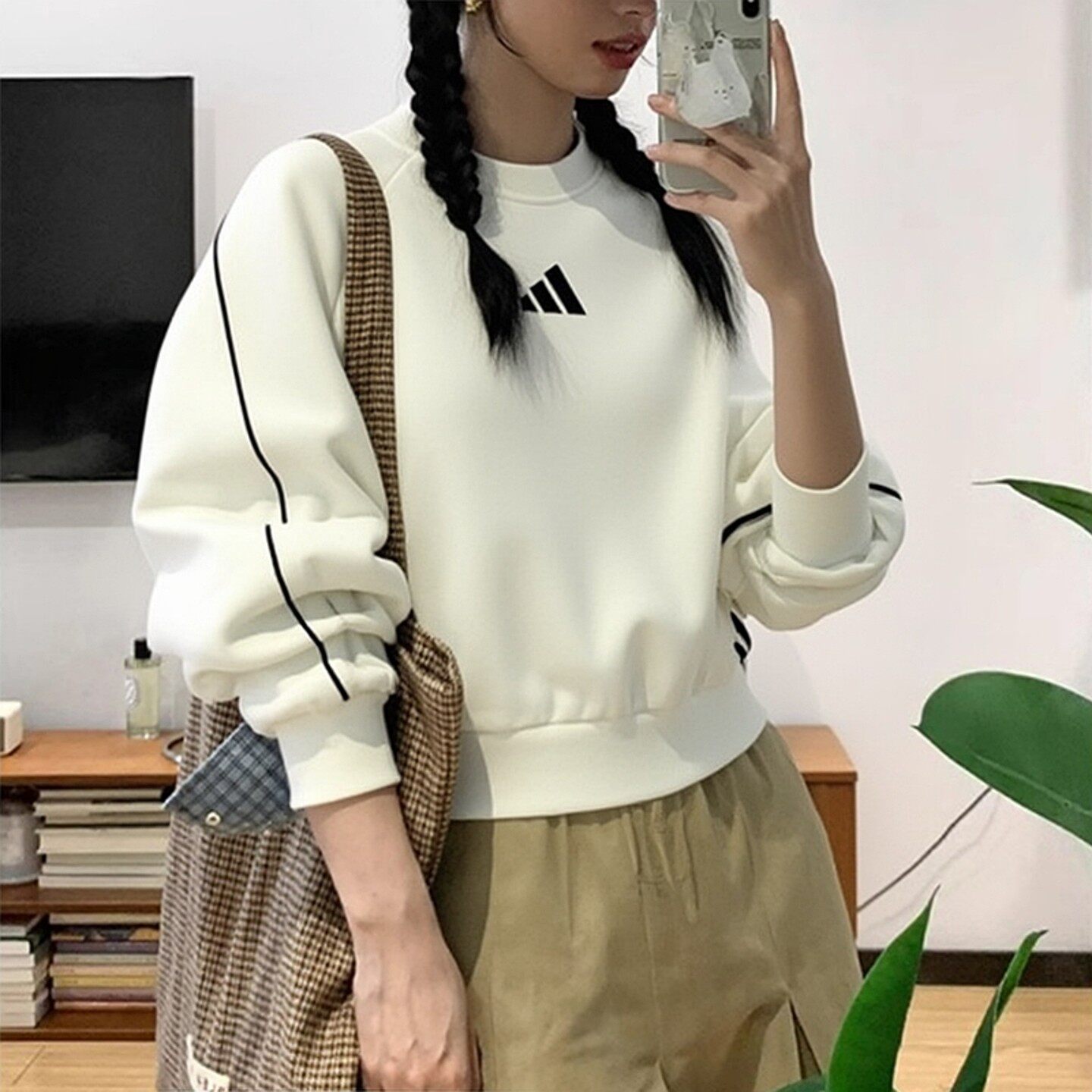 阿迪达斯白色厚棉T女新款短款上衣针织美式棒球外套宽松打底衫