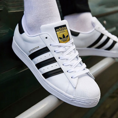 阿迪达斯三叶草贝壳头男鞋女鞋情侣款轻便耐磨金标贝壳休闲鞋板鞋