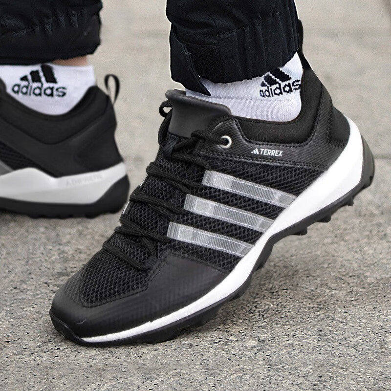 Adidas溯溪鞋男阿迪达斯