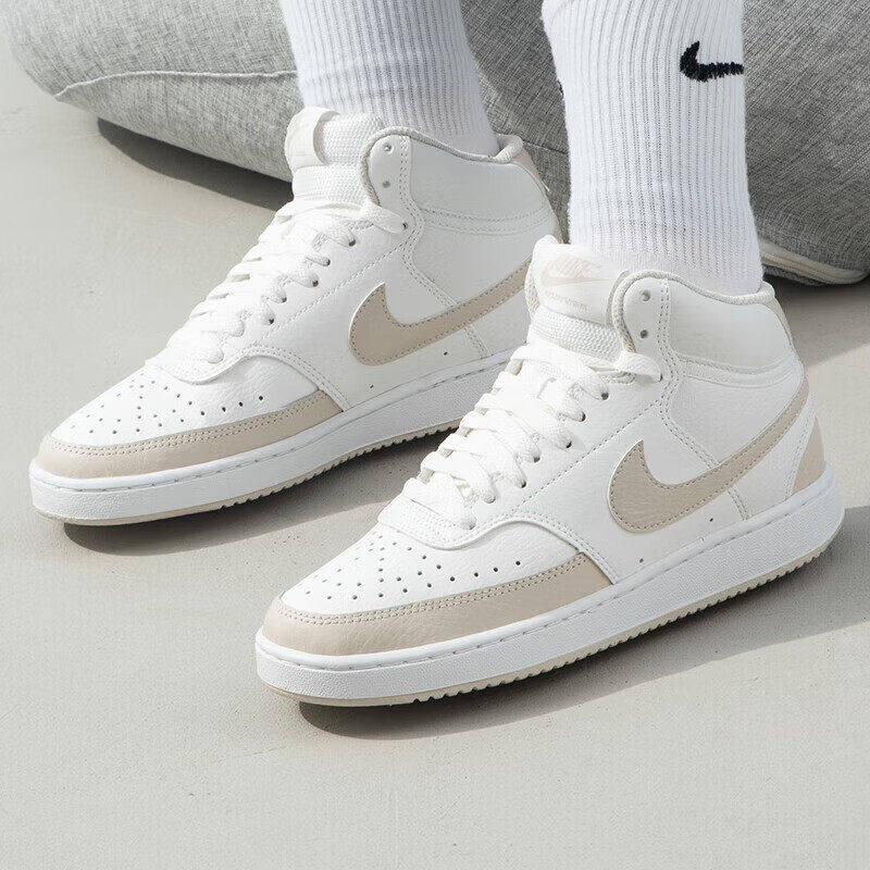 NIKE耐克高帮板鞋女鞋202
