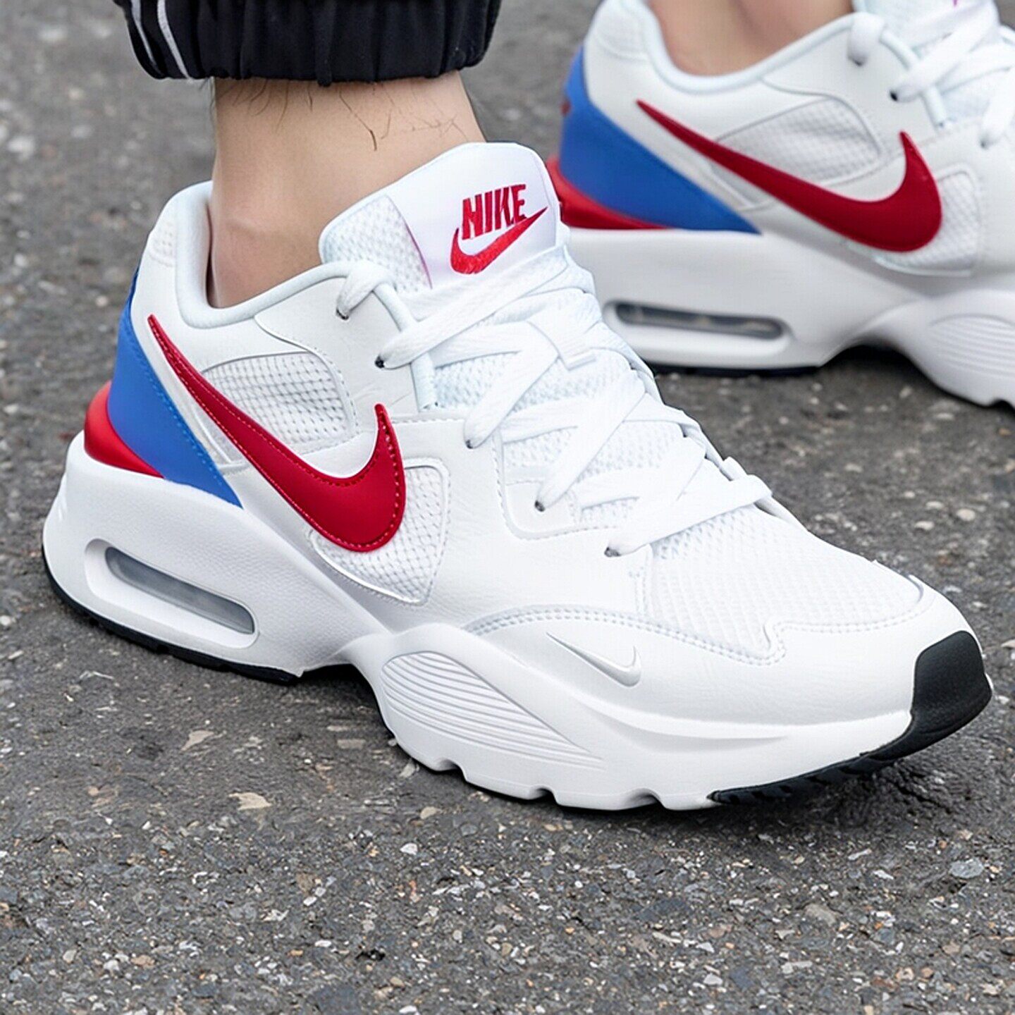 Nike耐克气垫男鞋运动小