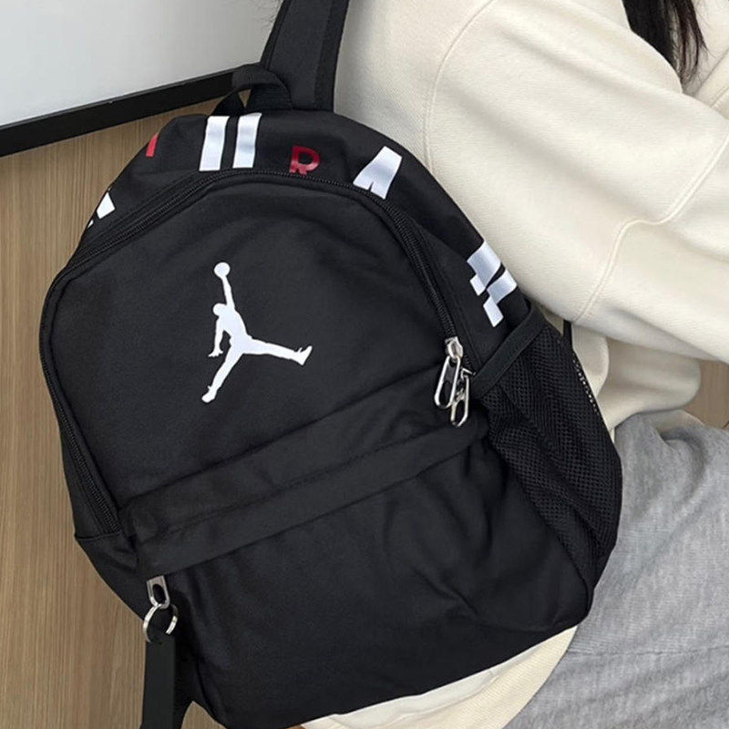 Jordan黑色双肩包运动背