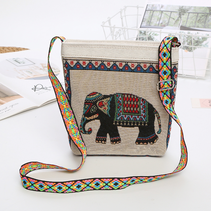 云南傣族留守妇女手工ins绣花