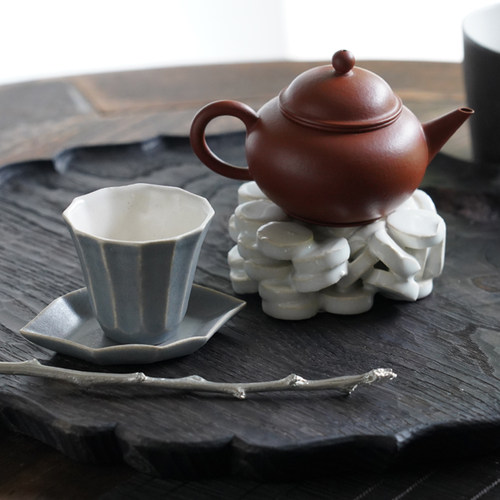手工灰篮釉粗陶茶托安藤雅信
