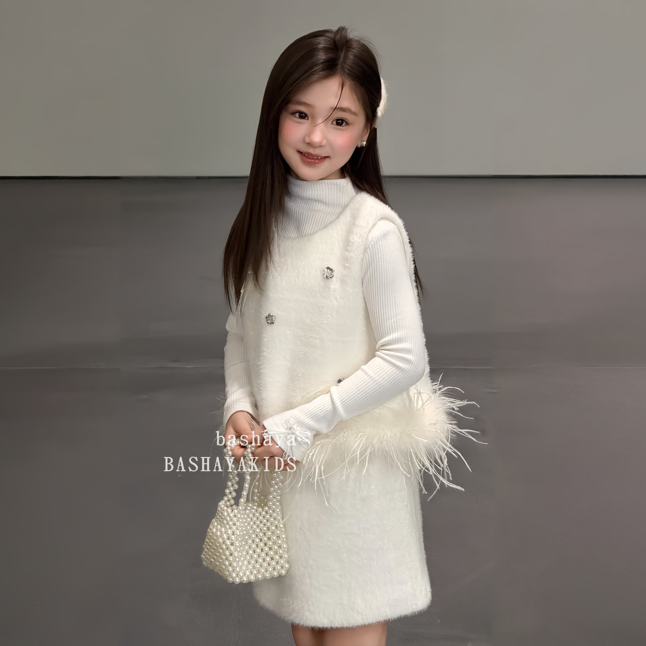 女童冬装2025新款小公主洋气冬季穿搭一整套高级感衣服女孩过年服