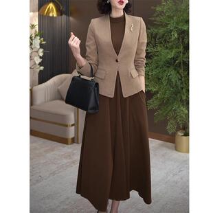 高端时尚减龄套装女2026秋冬新款轻奢洋气显瘦小外套+内搭连衣裙