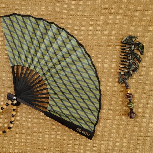 吾也 格纹扇 龟背竹梳子醋酸材质 度假扇子好看的扇子