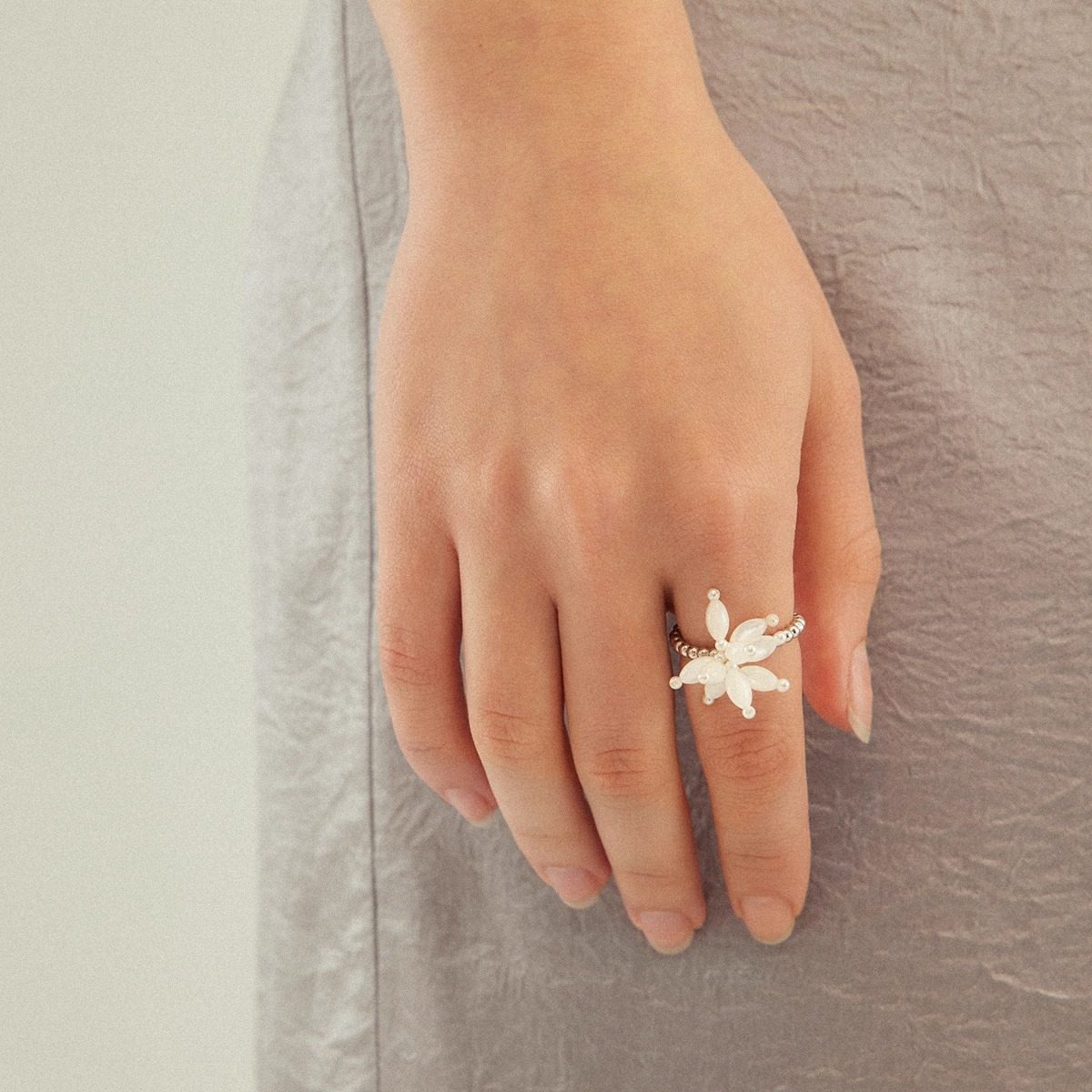 白贝花束戒指 开口调节戒 拾贝系列,饰品/流行首饰/时尚饰品新,戒指/指环,淘宝优惠券,粉丝福利购,淘宝优惠卷