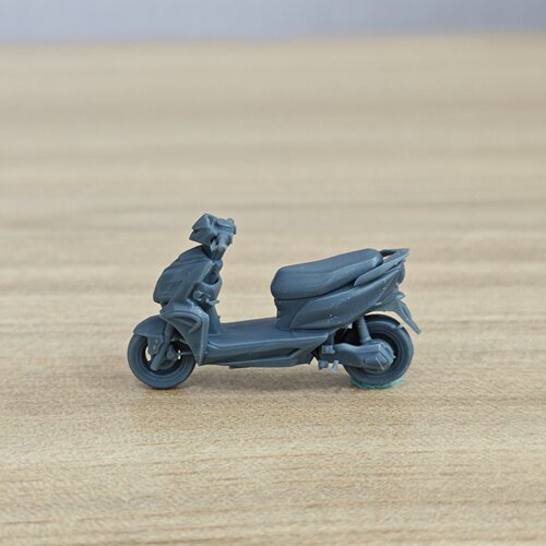 现代运动风格踏板摩托车模型  1pc