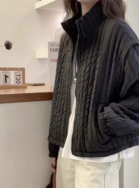 新黑色纯色坑条薄款风衣女秋外套