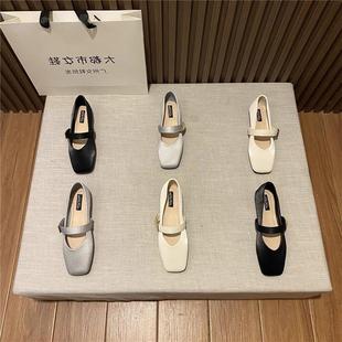 韓版 復古方頭單鞋 2024年新款 春季 溫柔仙女風瑪麗珍鞋