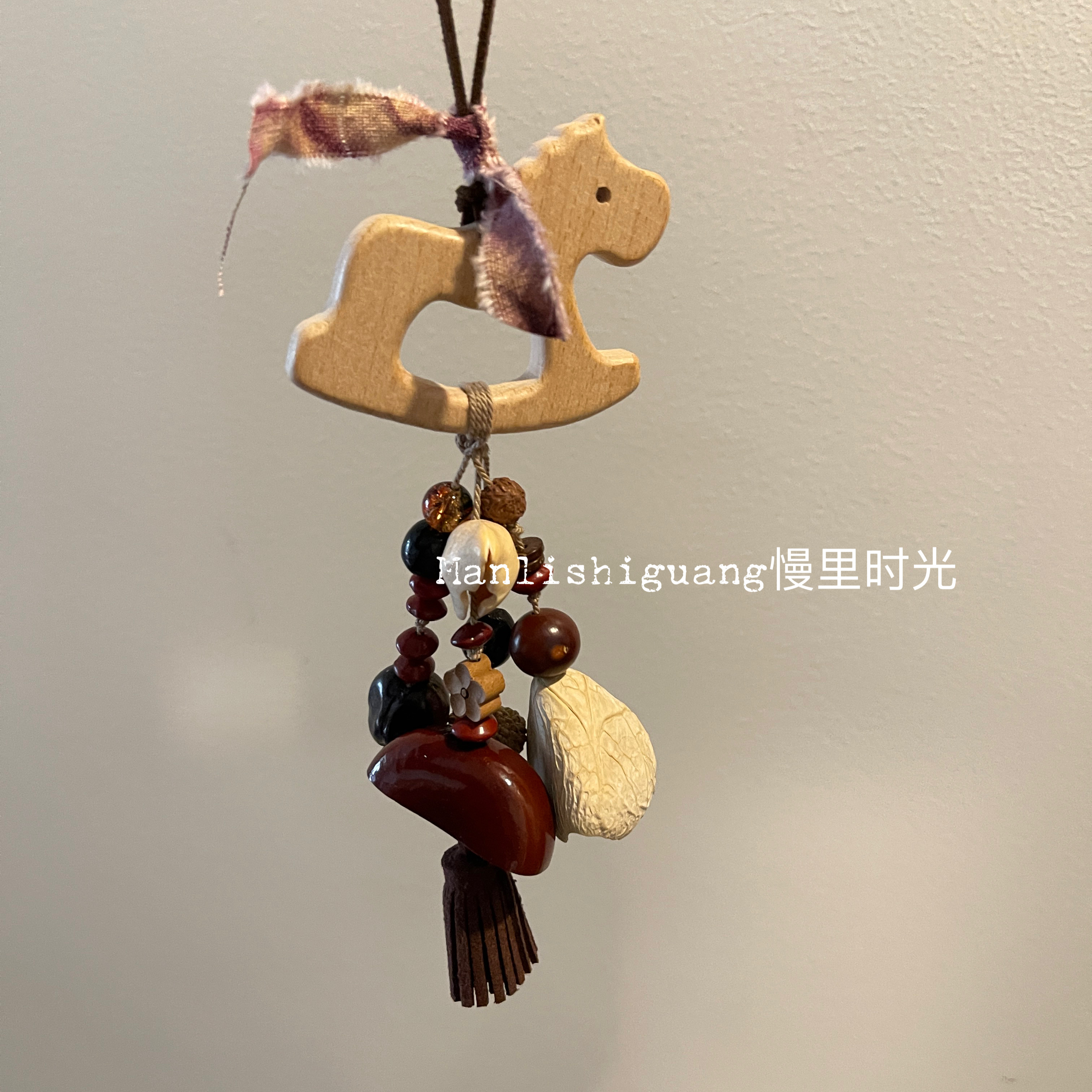 原创手工木马果壳摇铃包挂