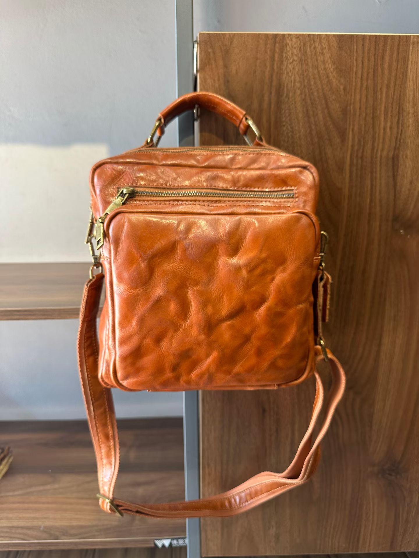 头层牛皮男包单肩斜挎包商务休闲手提包欧美时尚潮流复古经典韩版