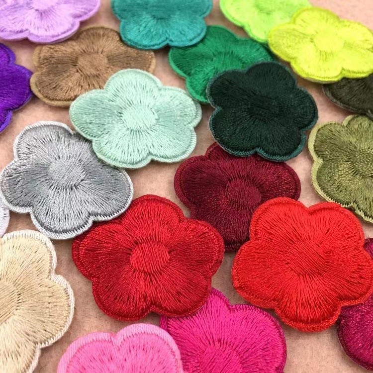 刺绣小梅花布贴补丁贴布床单台布衣服装饰修补小烟洞贴花烫熨贴布