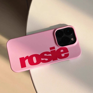 朴彩英同款 rosie辣妹粉字母手机壳硬壳全包适用苹果iPhone16promax菲林手机壳15pro磨砂16亮面全包13精孔软壳