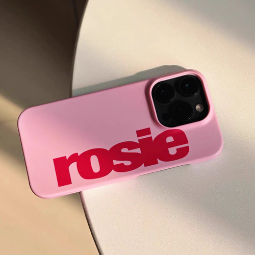 朴彩英同款rosie辣妹粉字母手机壳硬壳全包适用苹果iPhone16promax菲林手机壳15pro磨砂16亮面全包13精孔软壳