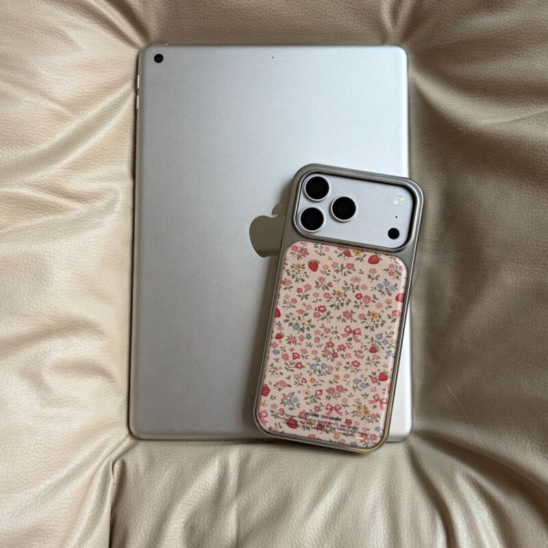 ins复古春蝴蝶结碎花电镀银磁吸适用苹果iPhone17promax手机壳1615pro小米1415Pro华为mate80p70三星S23防摔