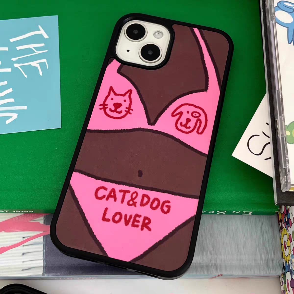 黑皮粉色比基尼小猫小狗亚克力黑边磁吸适用苹果iPhone16promax手机壳1315pro小米14Pro华为mate60p70三星S23