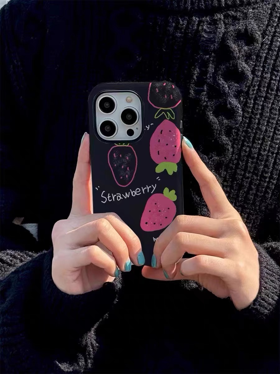 原创黑底草莓韩国菲林壳二合一苹果14手机壳iPhone15新款14promax磨砂13pro高级13防摔12日韩11保护壳mini潮