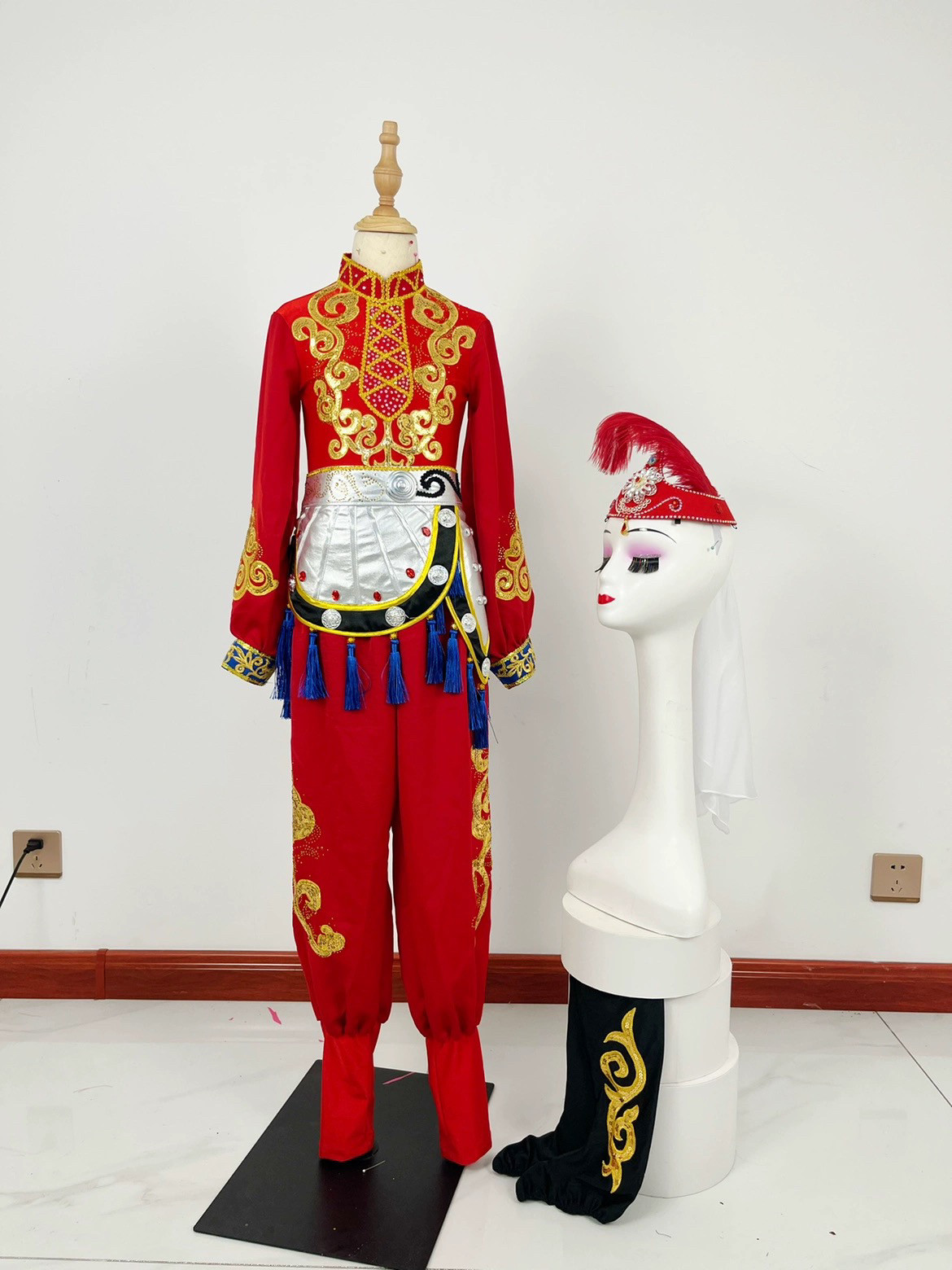 《香妃戎装像》桃李杯刘芳新疆舞蹈女子独舞服演出服艺考儿成人