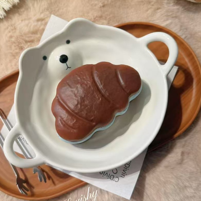 木吉慢回弹巧克力牛角酥解压玩具