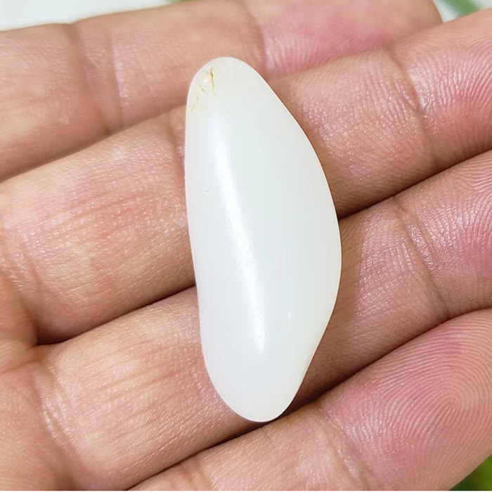 高品质羊脂玉挂件吊坠包金籽玩料女士款吊坠精品和田玉新疆籽料玉