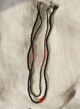 小众品牌  OG Loc 天然黑红玛瑙串珠  项链