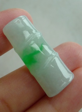 细腻白底飘正阳绿翡翠竹节 天然A货翡翠