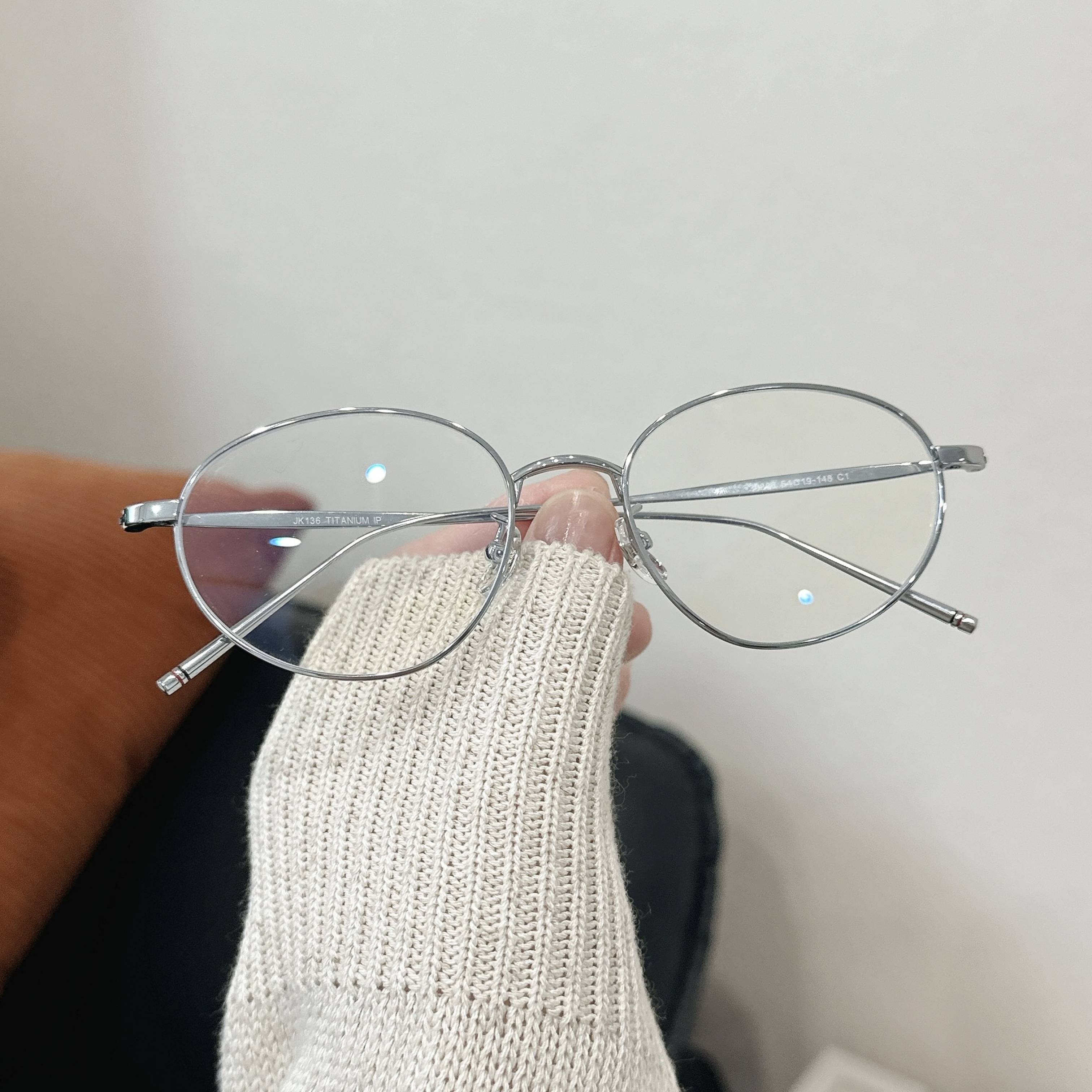 良也钛合金超轻斯文椭圆框眼镜