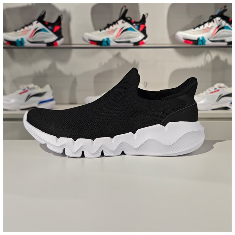 李宁男鞋休闲鞋2025夏季新款轻便网面透气一脚蹬运动鞋AGCU257