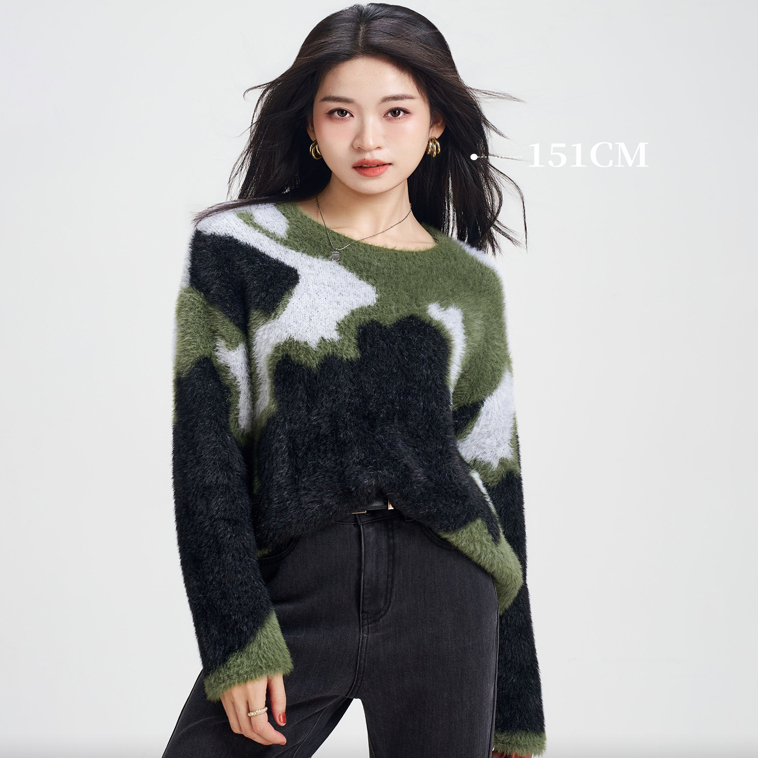 柒量一裁小个子绿色毛织上衣