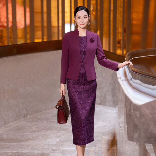 冬季新款紫红色毛呢时尚套装裙女