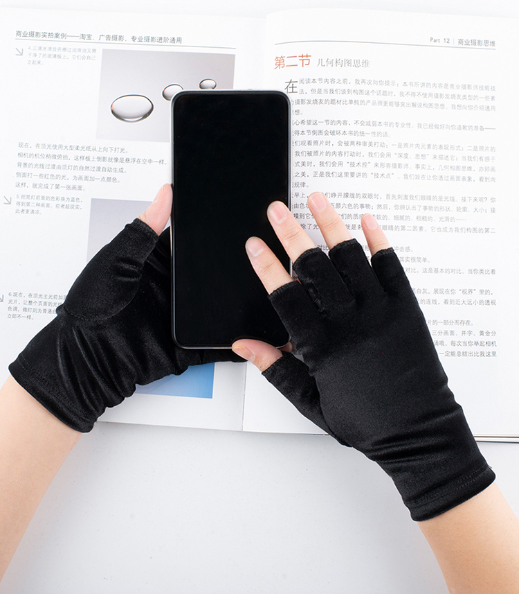 半指露二指触屏男女通用金丝绒