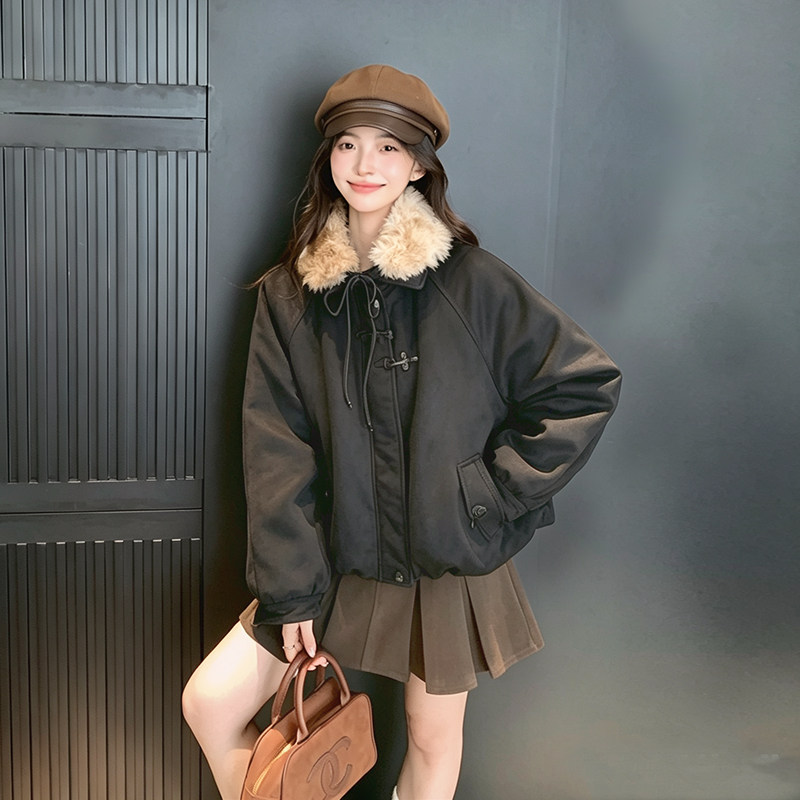 冬季加厚短款显瘦梨形女棉服
