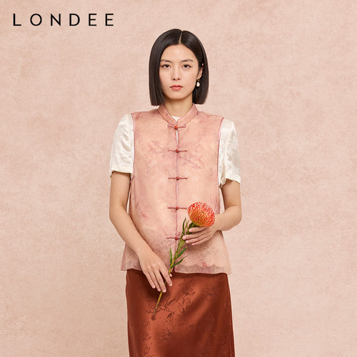 Londee/龙笛减龄柔粉双层无袖上衣新中式盘扣蕾丝背心马甲6S27263