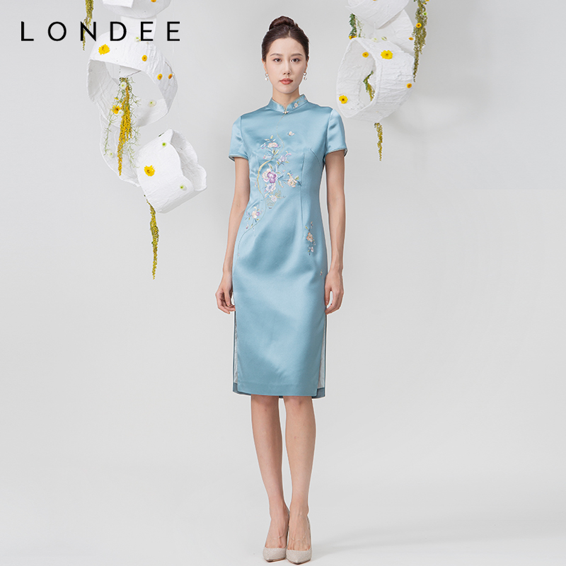 Londee/龙笛秋季修身旗袍