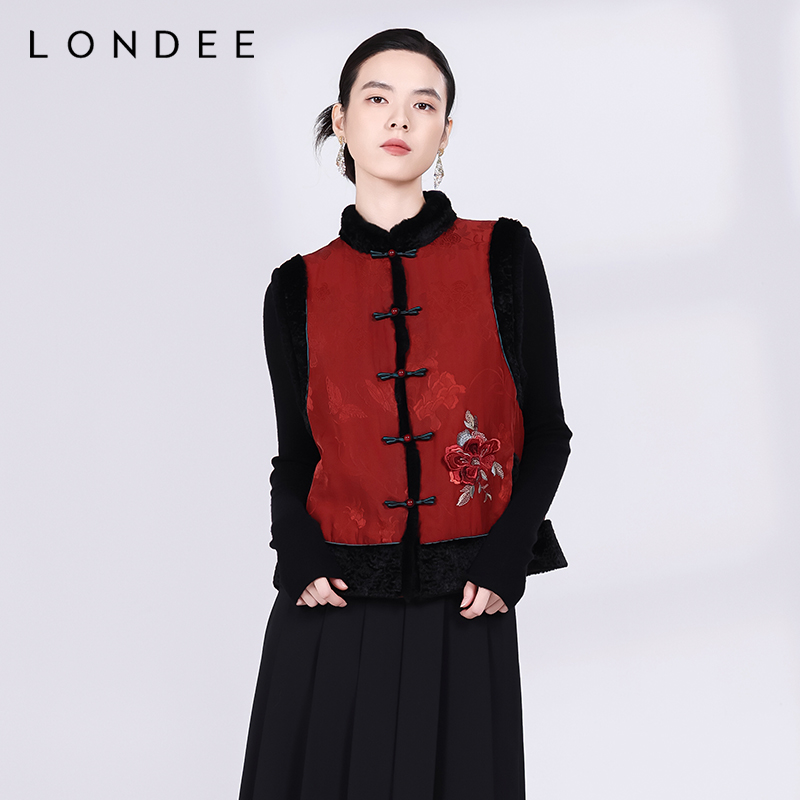 Londee/龙笛新中式绣花毛领马夹秋冬保暖高端气质红色马甲4T27172