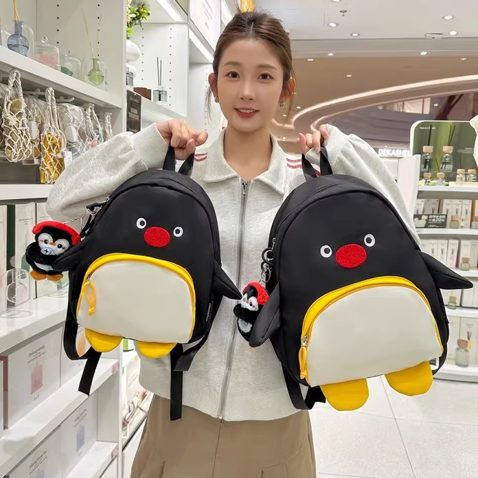 企鹅可爱卡通双肩背包