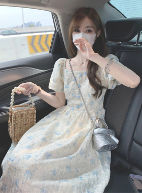 法式温柔风蓝色碎花连衣裙女夏高级感气质收腰泡泡袖仙女初恋长裙