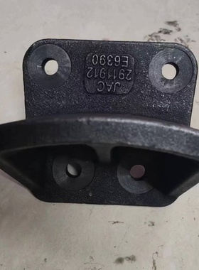 适江淮顺畅骏铃钢板托架V6G6G7H330原装钢板副支架付弓支架支撑架