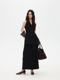 收腰毛边V领马甲上衣624352 简约大牌感修身 26年新款 LION&CAT新款