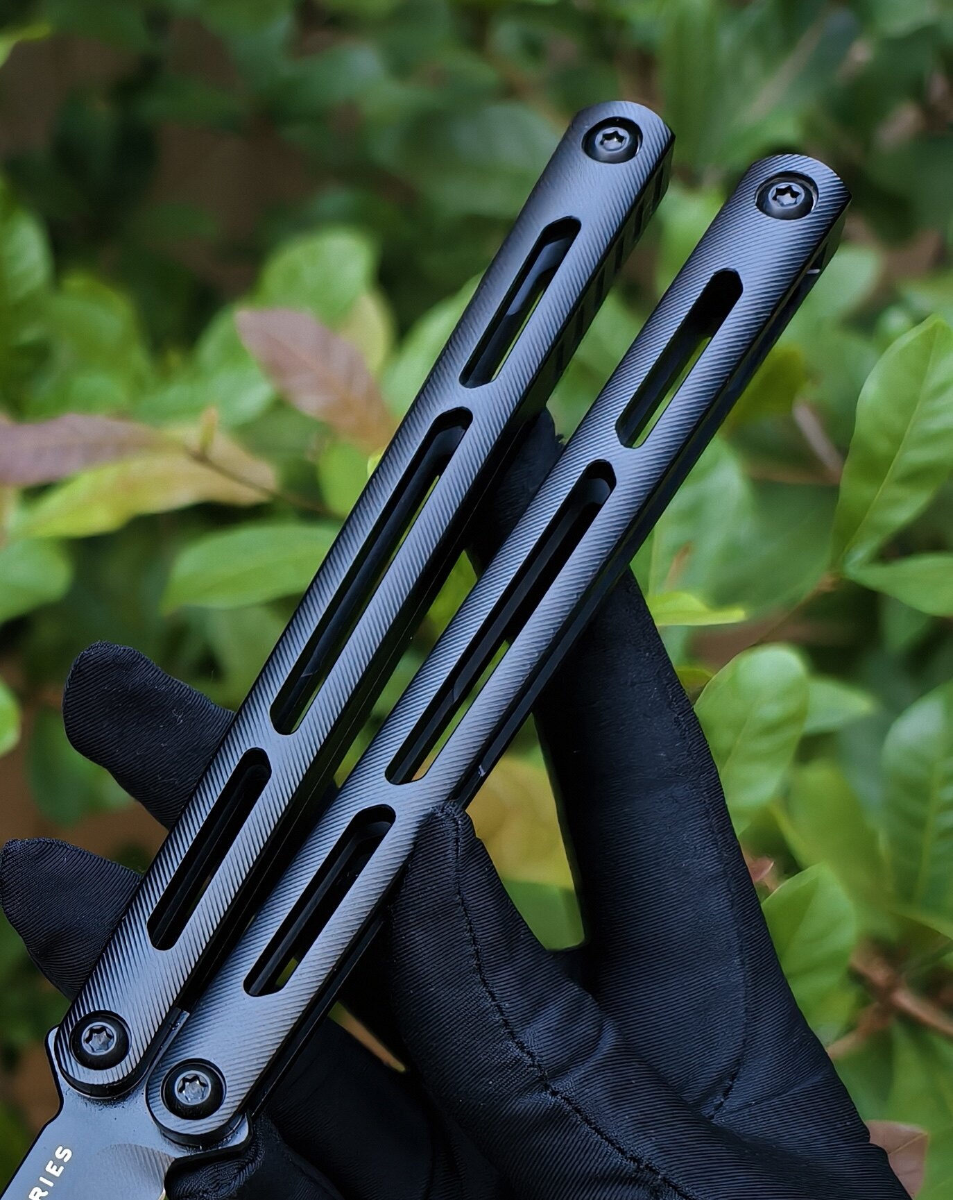 thumbnail for [Boundless Butterfly] Tsunami V4 Titanium Handle DLC Uncut Blade Safety Practice Stress Relief Tool Fancy Toy