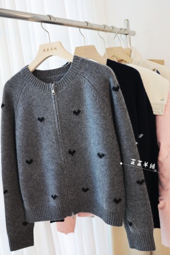 100%纯山羊绒衫爱心休闲减龄长袖拉链开衫羊绒针织衫保暖短款毛衣