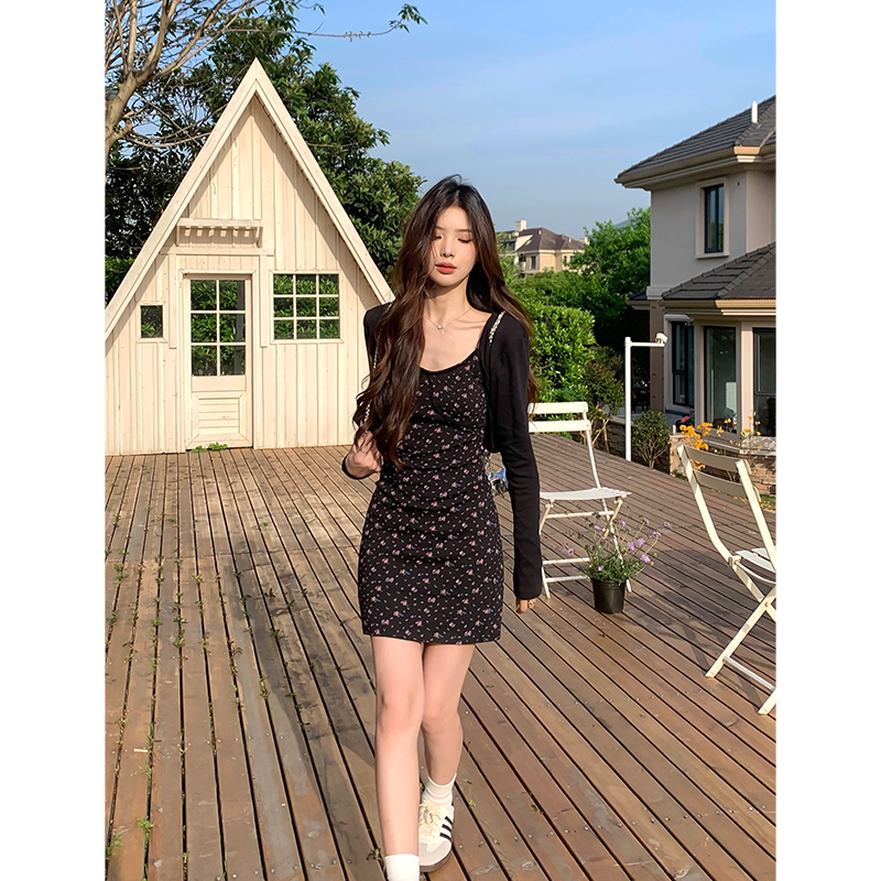 Adan 碎花吊带裙套装夏季韩版修身显瘦A字裙正肩防晒开衫外套女