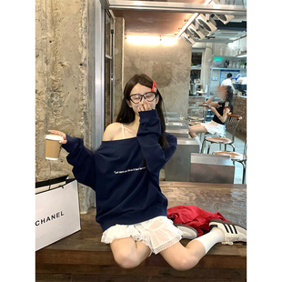 宽松显瘦显白休闲慵懒通勤长袖 Adan斜领露肩藏青卫衣韩版 上衣女秋