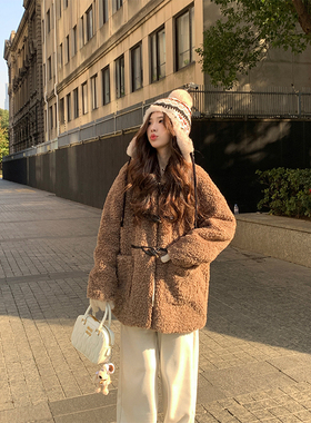 Adan 咖色牛角扣羊羔毛外套冬季韩版宽松加厚保暖防风夹棉上衣女