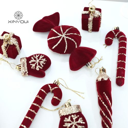 心悠圣诞节酒红植绒撒粉礼物挂件