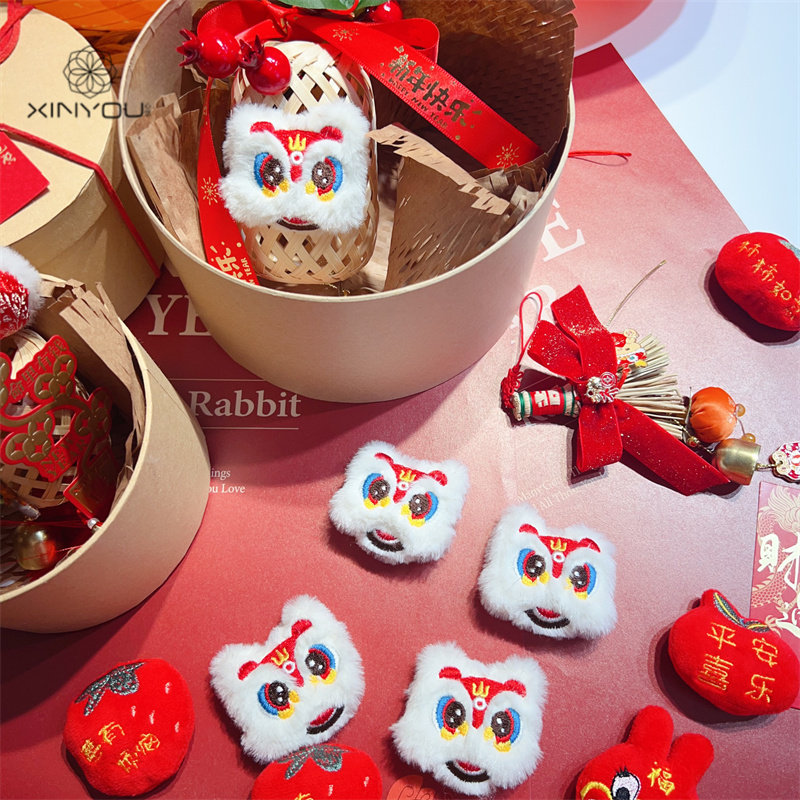 【心悠】新年卡通毛绒醒狮玩偶春节冬青礼品礼盒DIY装饰小配件,节庆用品/礼品,节日装扮用品,淘宝优惠券,粉丝福利购,淘宝优惠卷