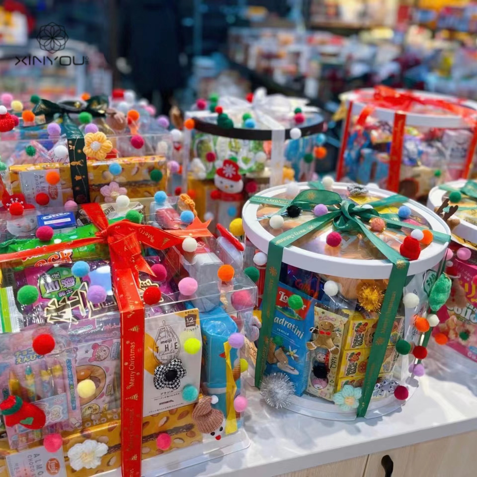 心悠儿童节毛球粘物零食盒装饰品