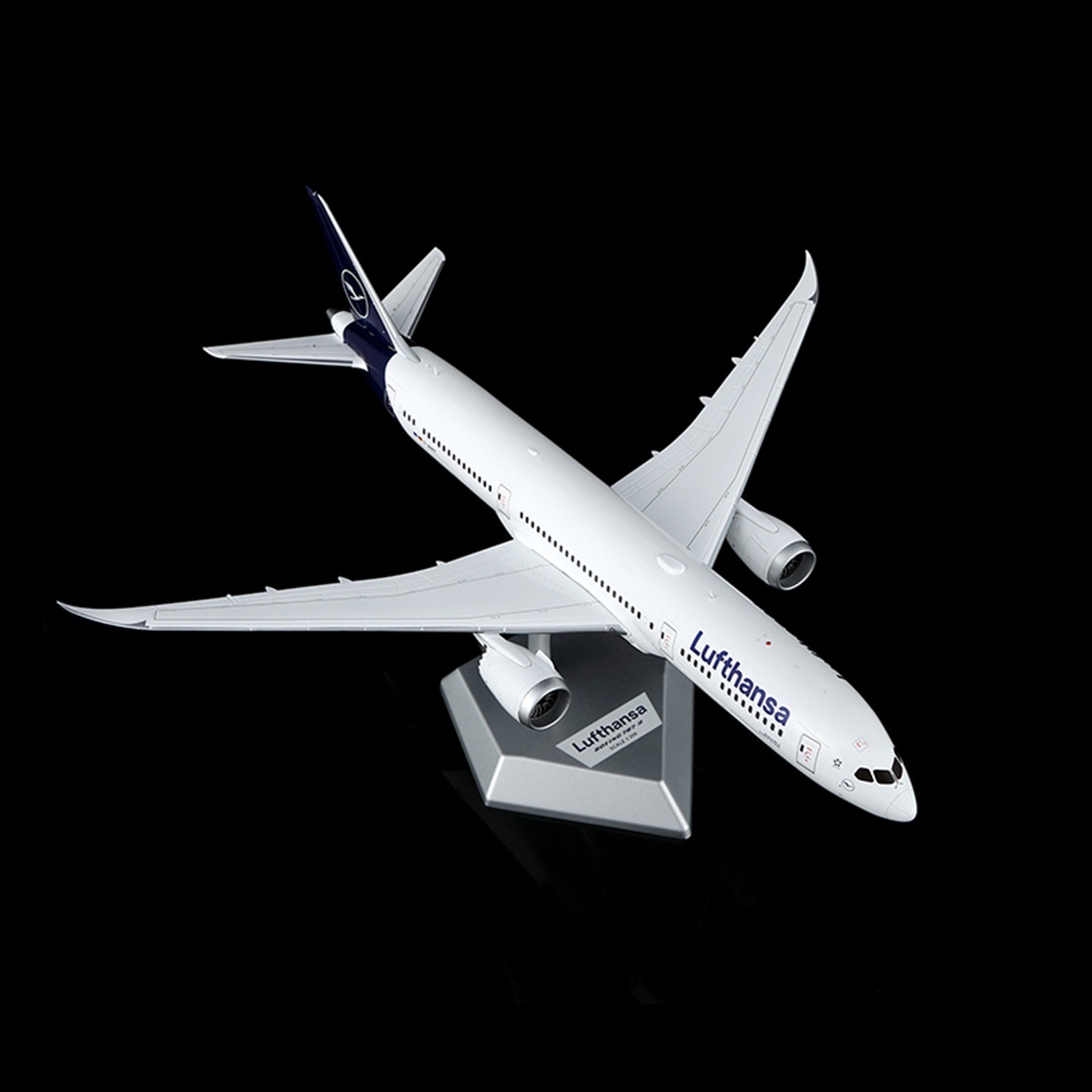 SQ Wings 1:200 合金 飞机模型 德国汉莎航空 波音 B787-9 D-ABPF